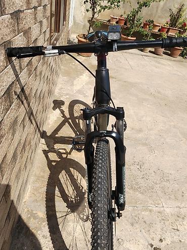 velo strim: Dağ velosipedi – 26 lıq təkərlər, RockShox amortizatorlu çəngəl — 6