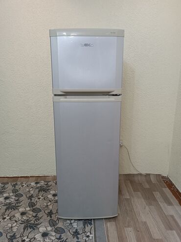 хочу продать холодильник: Холодильник Beko, Б/у, Двухкамерный, No frost, 60 * 160 * 60