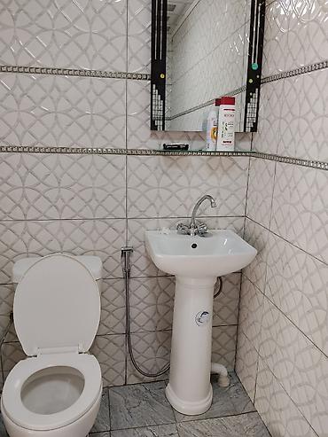 Kirayə verilir: məişət üçün tam təchizatlı 2 otaqlı mənzil (mətbəx