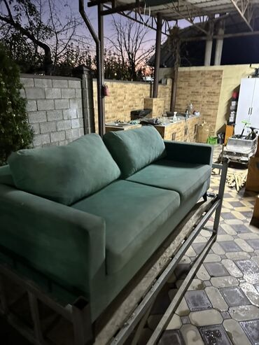 этаж диван: Прямой диван, Triple-seater