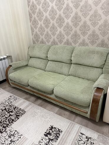 стулья для салонов: Мягкий диван 3х местный 2х местный, и 2 кресло. Набор 8000