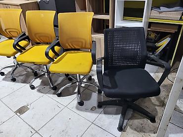 Ofis və oyun kresloları: İşlənmiş, Təkərli, Qolları tənzimlənmir, Parça — 14