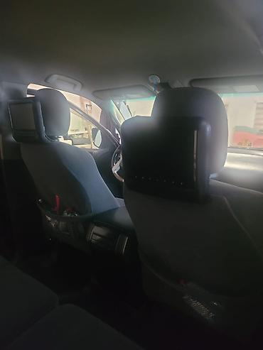 Toyota: Toyota Land Cruiser Prado: 2.7 l | 2010 il Ofrouder/SUV — 5
