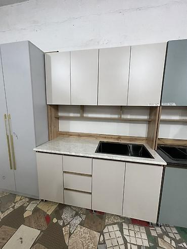 Кухонные гарнитуры: Кухонный гарнитур — 4