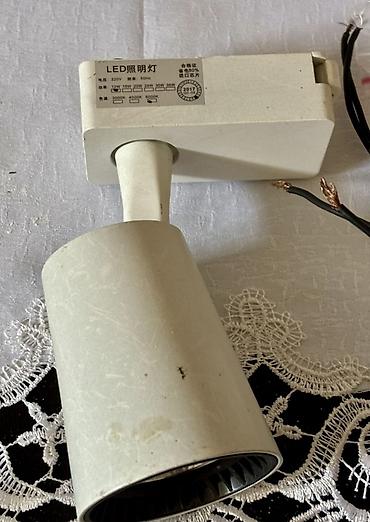 Digər elektrik malları: Sənaye elektrik avadanlıqları dəsti Məzmun: - Siemens kontaktorlar — 18