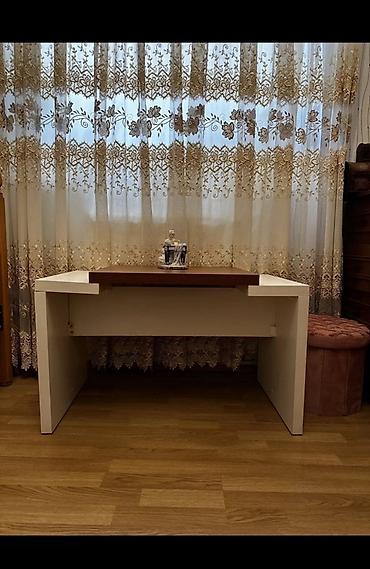 Masalar: Jurnal masasi, az istifade olunub, problemi yoxdur. Ofis ucun de — 1