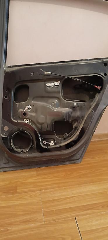 corolla 2006: Opel Astra 2006 cı il sağ arxa qapısı — 3