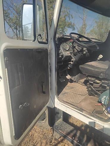 ЗИЛ: ЗИЛ : 4.7 л | 2000 г. Фургон — 7