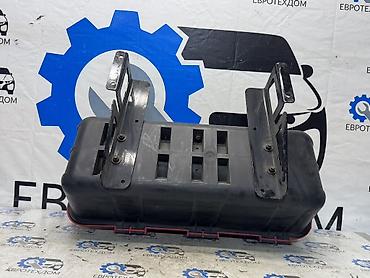 Другие комплектующие багажников на крышу: Ящик огнетушителя Контрактный из Германии, в отличном состоянии. Для — 17