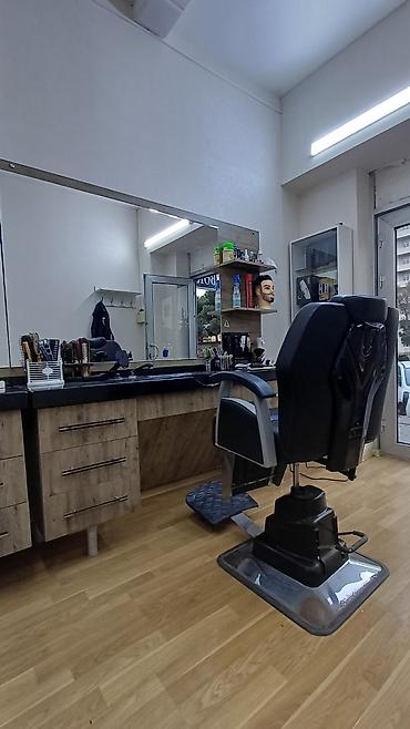 tap az salon avadanliqlari: Münasib qiymətə satılır 2 kreslo 2 uvanikli güzgülü şkaf hər birində 2 — 3