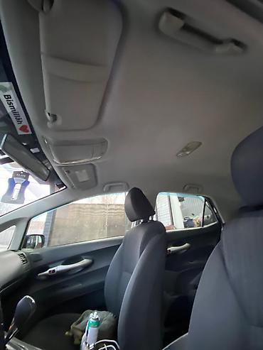 Toyota: Toyota Auris: 2007 г., 1.6 л, Механика, Бензин, Хэтчбэк — 8