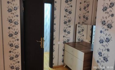 Uzunmüddətli kirayə mənzillər: Masazırda stadiona yaxın yaxın 4 mertebeli binanın 1-ci mərtəbəsində — 7