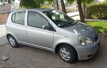 Toyota: Toyota Vitz: 2003 г., 1 л, Автомат, Бензин, Хэтчбэк