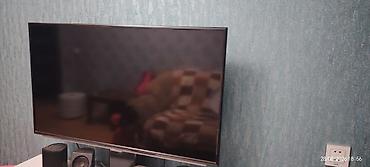 a 40 ekran: LED televizor, təxmini 40–43 düym ekran - Nazik çərçivəli, masaüstü — 2
