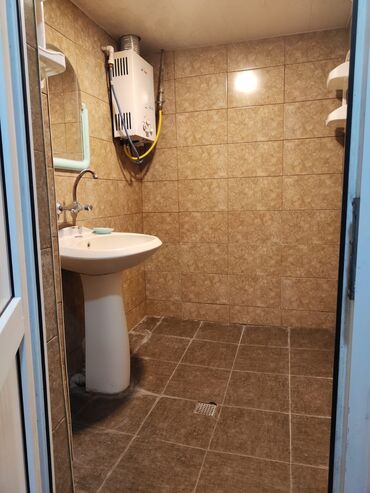 Köhnə tikili: Bakı, 3 otaqlı, Köhnə tikili, m. Azadlıq Prospekti, 35 kv. m — 13