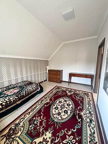 Продажа домов: 5 комнат, 195 м², 5 соток, Бишкек, Ак-Орго ж/м Агентство недвижимости — 5