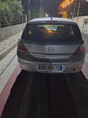 Opel: Opel Astra: 1.7 l. | 2007 έ. 233000 km. Χάτσμπακ — 3