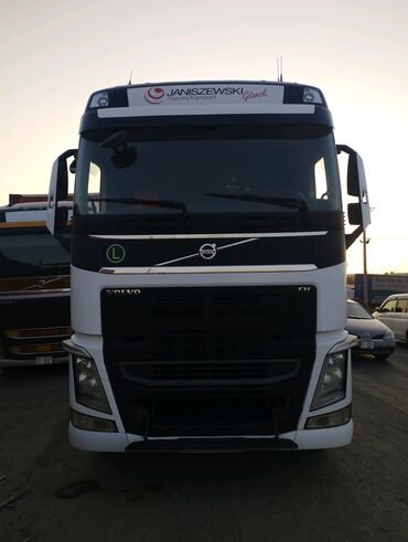 купить тягач volvo fh: Тягач, Volvo, 2013 г., Тентованный