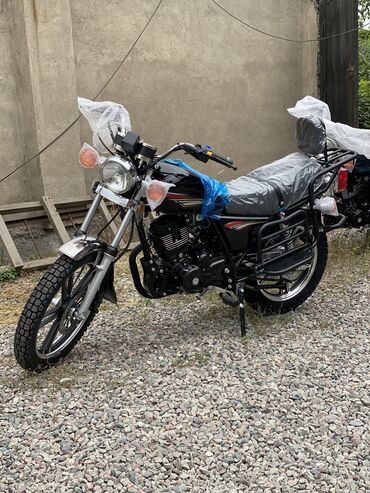 мотоцикл рассрочка: Классический мотоцикл Suzuki, 200 куб. см, Бензин, Взрослый, Новый
