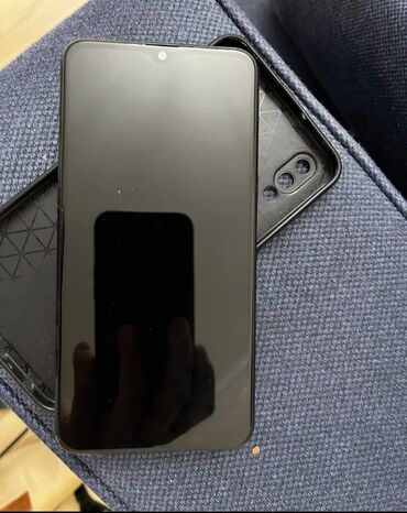 telefon 100 manata: Samsung A10s, 32 GB, rəng - Qara, Barmaq izi, Face ID