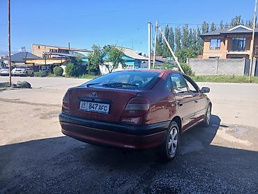 e60 m5: Toyota Avensis: 2002 г., 1.8 л, Автомат, Бензин, Седан — 2