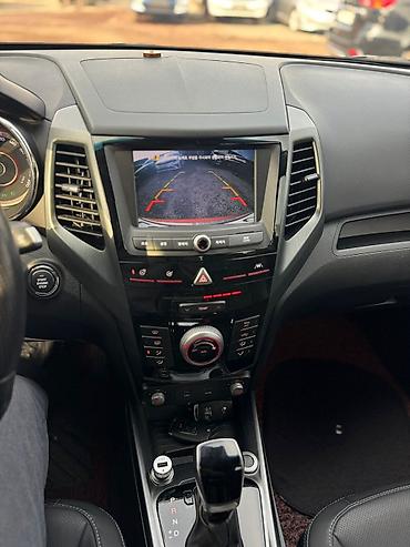 Ssangyong: Ssangyong Tivoli: 2019 г., 1.5 л, Автомат, Бензин, Кроссовер — 3