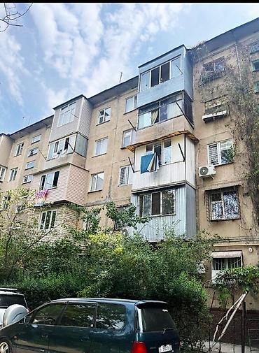8 микрорайон: 3 комнаты, 57 м², 8 мкр 104 серия, 2 этаж, Требуется ремонт — 1