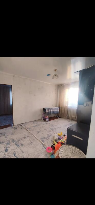 Долгосрочная аренда домов: 65 м², 4 комнаты, Парковка, Забор, огорожен