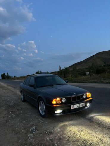 e34 4 4: BMW 5 series: 1988 г., 2.8 л, Механика, Бензин, Седан