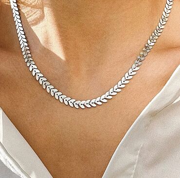 ogrlica samo za: Prelep komplet ogrlica i narukvica