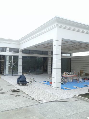 Giriş qapıları: Evlərin və fasadin istənlən zövqdə təmiri. qiymət razilaşma yolu ilə — 5