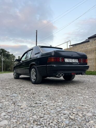 Mercedes-Benz: Mercedes-Benz 190 (W201): 2 l | 1991 il Sedan — 9