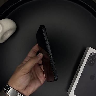 nothing iphone: IPhone 16, Б/у, 256 ГБ, Черный, Чехол — 3