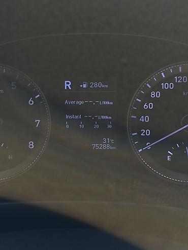 коричневый салон: Hyundai Grandeur: 2018 г., 2.4 л, Автомат, Бензин, Седан — 9