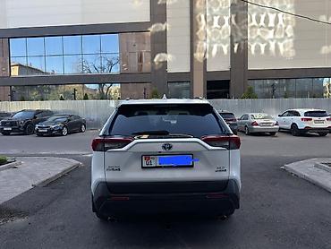 5: Toyota RAV4: 2019 г., 2.5 л, Автомат, Гибрид, Кроссовер — 2