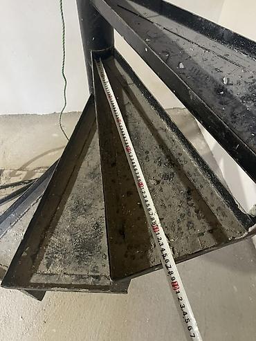 dəmir deşən: Metal vintli pilləkən dəsti - Material: qalın divarlı metal mərkəzi — 6