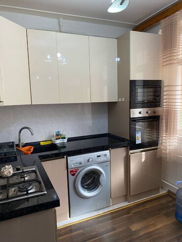 Uzunmüddətli kirayə mənzillər: Həzi aslanov yaxınlığı,Gəncə pr,5 mərtəbənin,4-cü mərtəbəsində,2 — 5