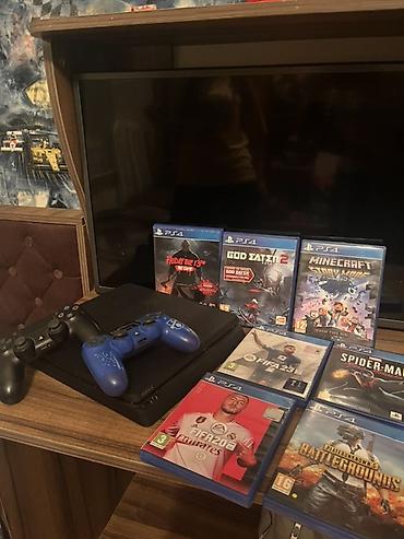 pc game: PlayStation 4 Slim konsolu və aksesuarları + oyun diskləri paketi — 1