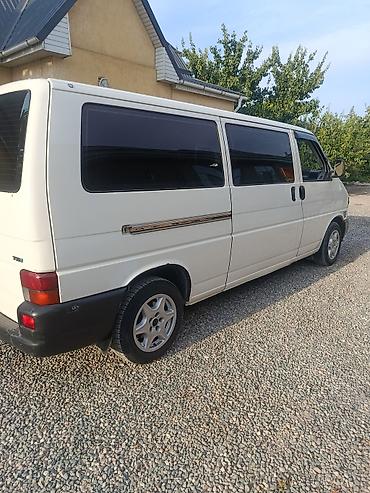 4х4 машина: Volkswagen Transporter: 2003 г., 2.5 л, Механика, Дизель, Фургон — 4