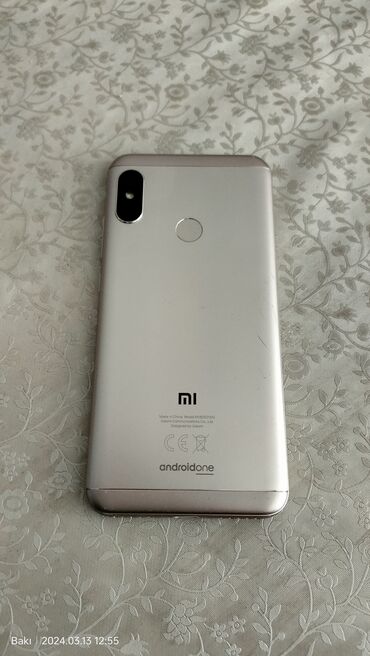 xiomi mi a2 lite: Xiaomi Mi A2 Lite, 32 GB, rəng - Qızılı, 
 Sensor, Barmaq izi, İki sim kartlı