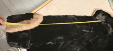 Krzneni kaputi: One size, Sa postavom, bоја - Crna — 21