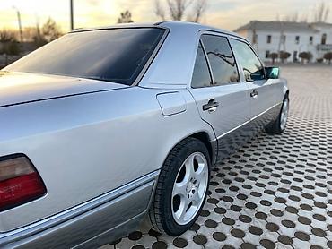 Mercedes-Benz: Mercedes-Benz W124: 1994 г., 3.2 л, Автомат, Бензин, Седан — 11