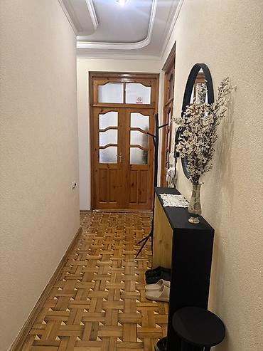 Günlük kirayə mənzillər: 3 otaqlı — 3