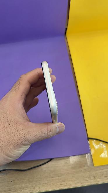 Apple iPhone: IPhone 11, Б/у, 64 ГБ, 80 % — 9