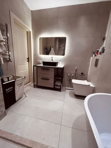 Yeni tikili: 28 May, 3 otaqlı, Yeni tikili, m. 28 may, 160 kv. m — 18