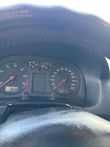 bugatti veyron: Volkswagen Golf: 1999 г., 1.8 л, Механика, Бензин, Хэтчбэк — 5
