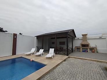 şirvanda ev: .Hovuzlu həyət kompleksi – Mərdəkan ərazisində günlük və aylıq Villa — 1