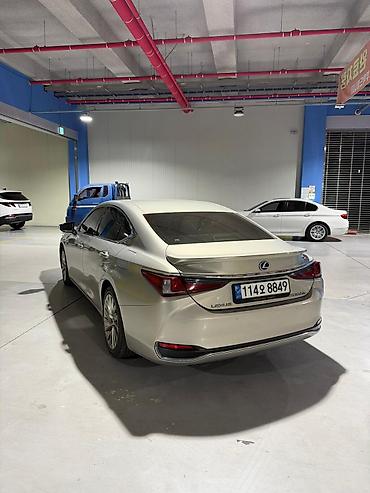 Lexus: Lexus ES: 2019 г., 2.5 л, Вариатор, Гибрид, Седан — 3