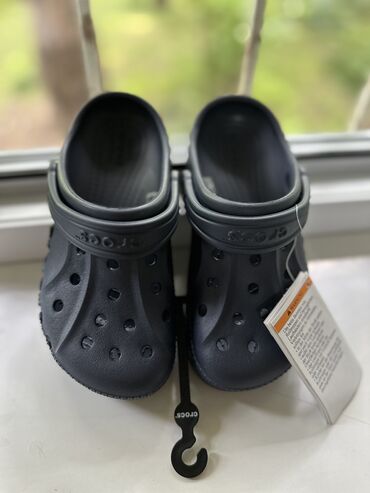 Детская обувь: Детский крокс оригинал 
Размер 31 С13
Цена 2500
В подарок джибутсы