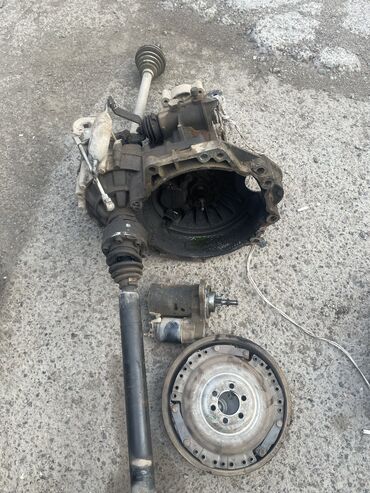 коробка гольф 3 1 6: Өткөргүч куту Механика Volkswagen 1995 г., Колдонулган, Оригинал, Германия